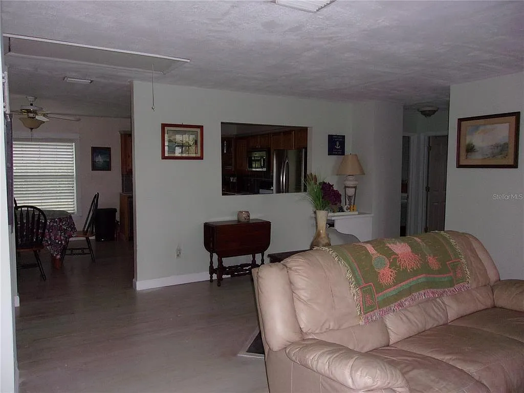 2 bed, 2.0 bath, 1260 sqft, $3,250 — Photo 3