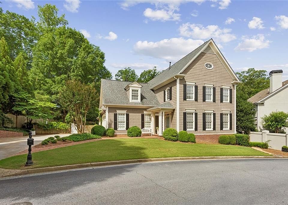 1st image of 3492 Paces Ferry Cir SE