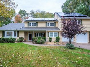 149 Reynolds Ave, Whippany, NJ 07981