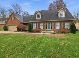 8855 Hickory Ln, Newburgh, IN