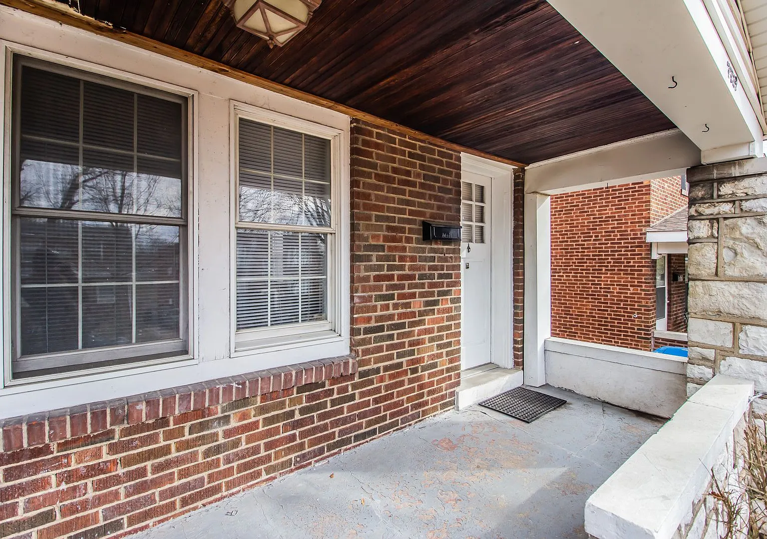(233) 7729-31 Gissler Ave — Photo 2
