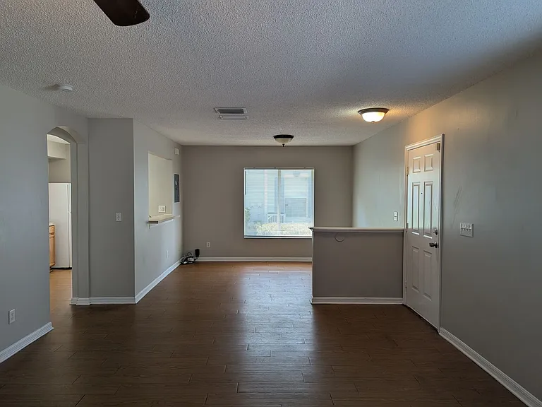 4122 Waterside Island Ct — Photo 4