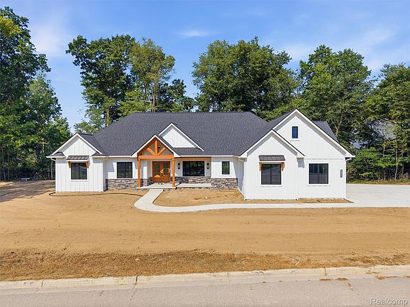 2nd image of LOT 32 Dublin Dr