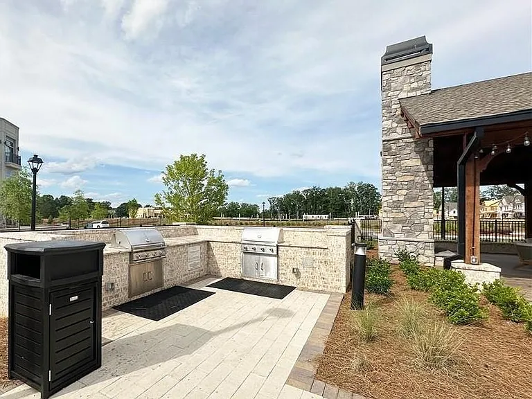 4802 Larkin Pass — Photo 19