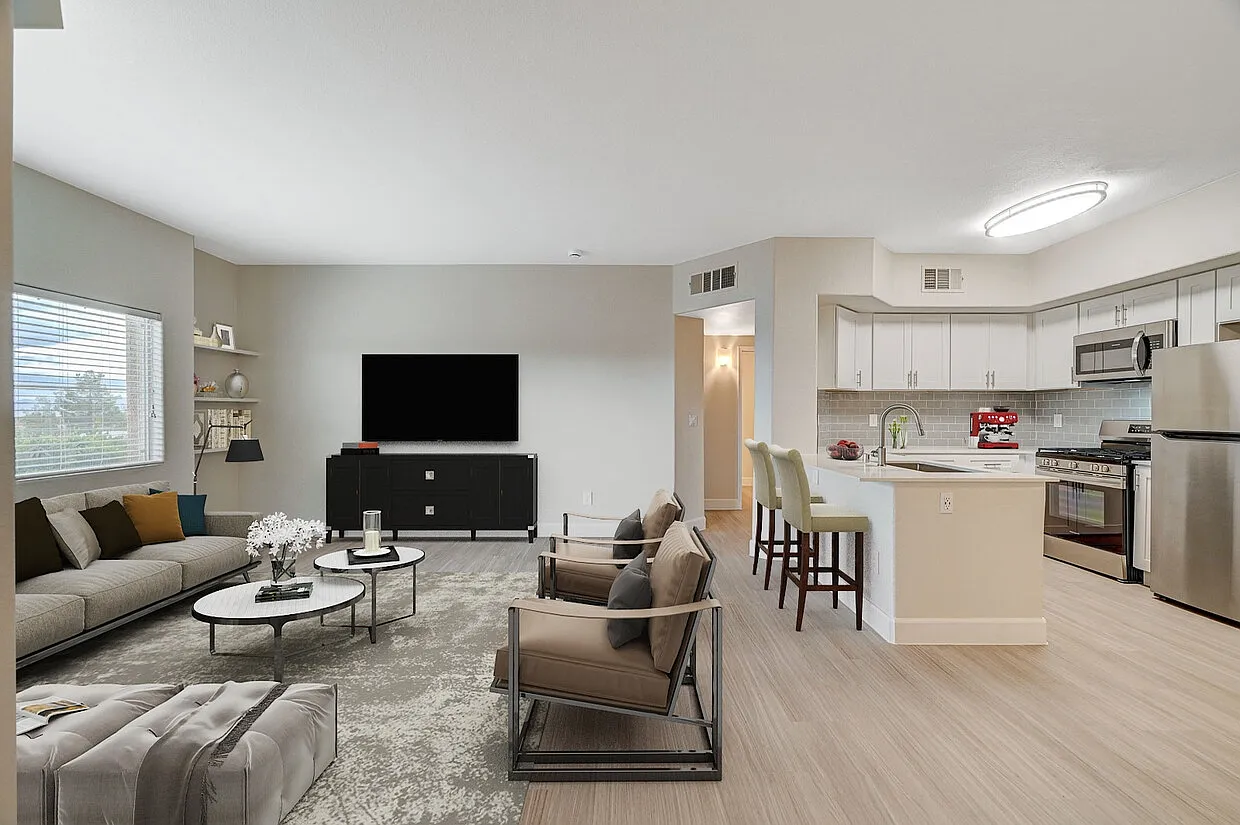 Spanish Ridge Apartments — Photo 2