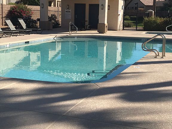 5th image of 9303 E Keats Ave