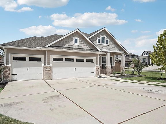 3rd image of 1108 Sweetspire St