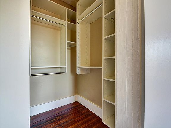 5th image of 1306 Holmden Ave #26