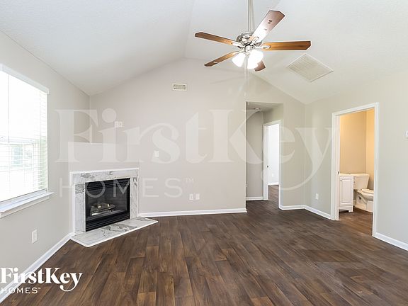 3rd image of 3007 Amanda Nicole Ct