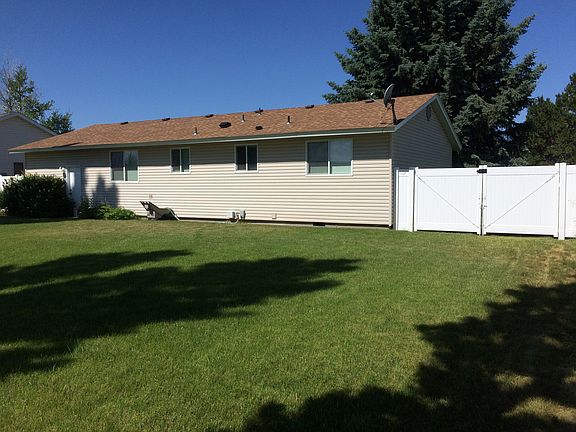 5th image of 250 N Farnsworth Dr