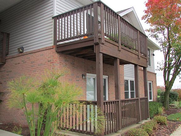 3rd image of 7479 Somerset Dr