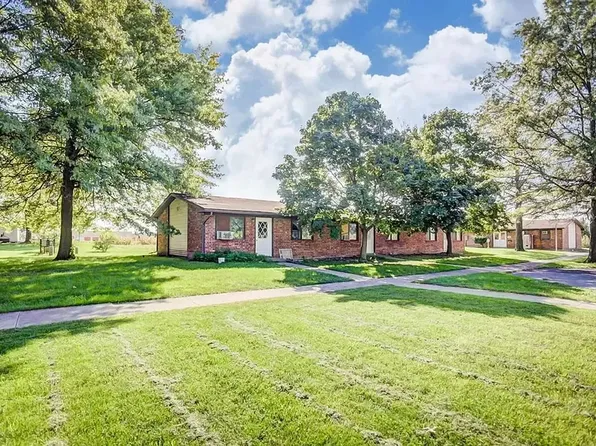 OAK TERRACE APARTMENTS, 191 Interlaken Dr #173, Berne, IN 46711