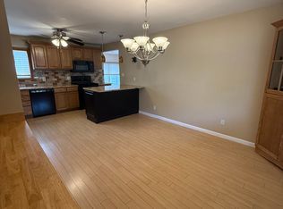 8 Remington Ave, Selden, NY 11784