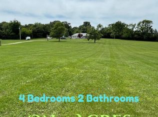 220 Barbwire Ln, Sparta, MO 65753