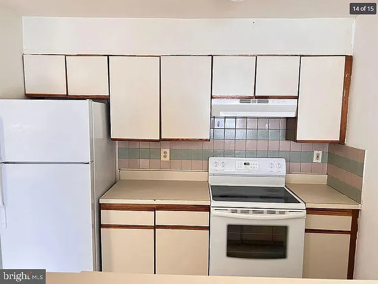 700 N Franklin Blvd #1105 — Photo 4