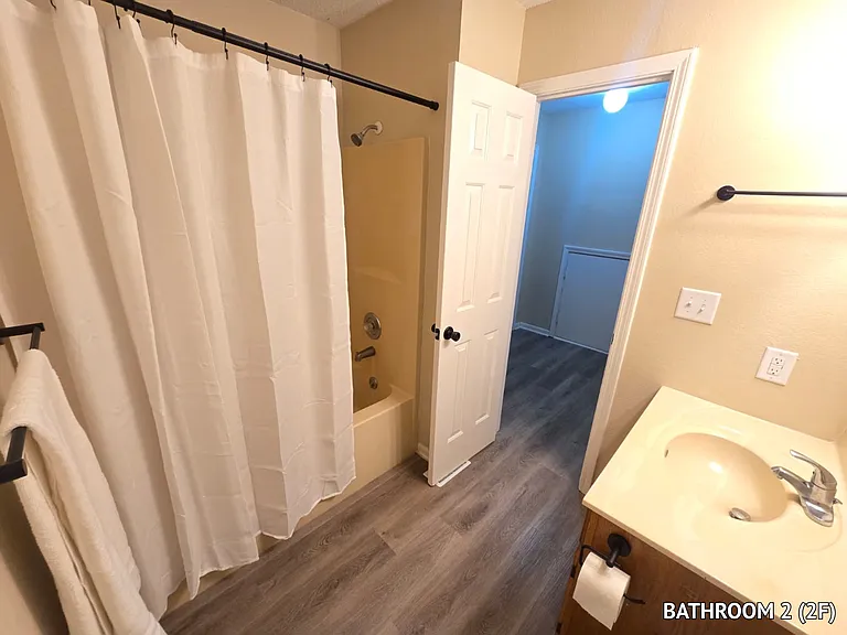 4141 W Bethany Dr #4141 — Photo 15