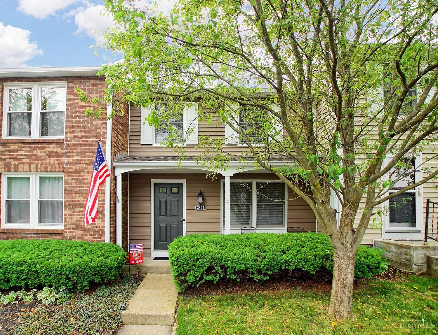 2841 Millbank Row photo 1