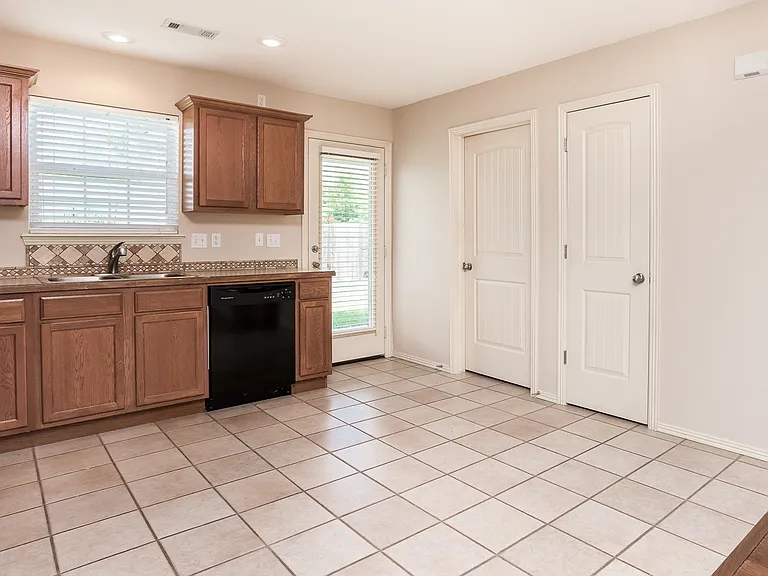 4356 W Serviceberry Dr — Photo 5