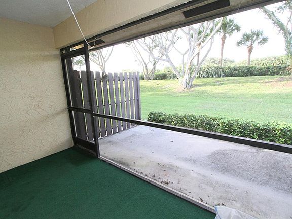 4th image of 68 V A De Casas Norte 68 Boynton Bch Fl 33426