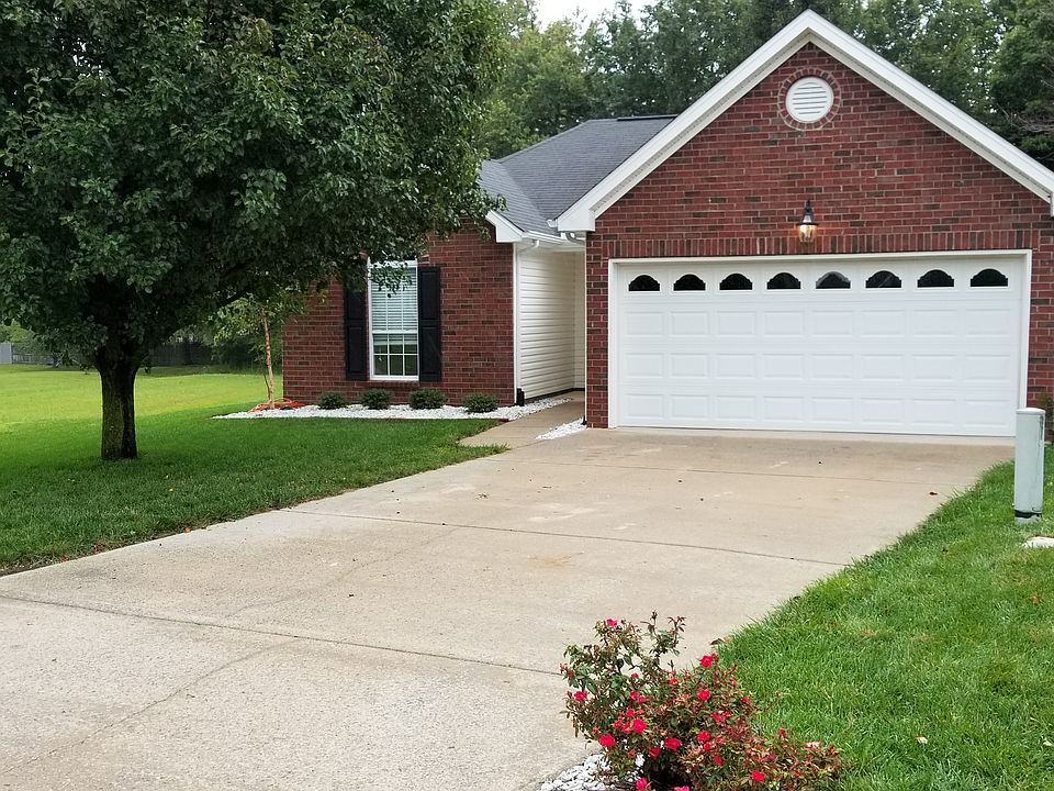 1st image of 216 Westchester Dr