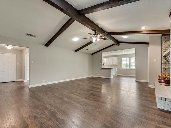 5th image of 1501 San Antone Ln
