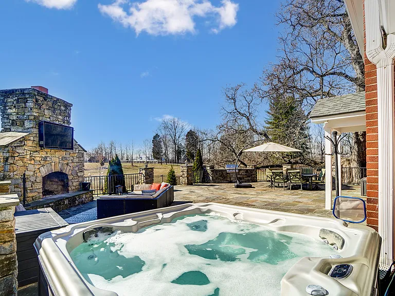 6695 Branch Hill Guinea Pike — Photo 19