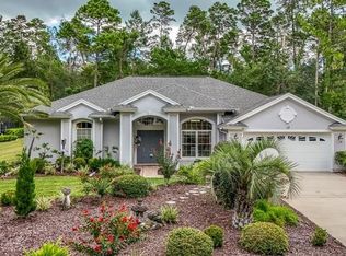 17 Oak Village Blvd S, Homosassa, FL 34446