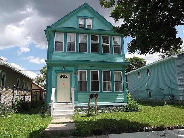 1st image of 1426 Newton Ave N