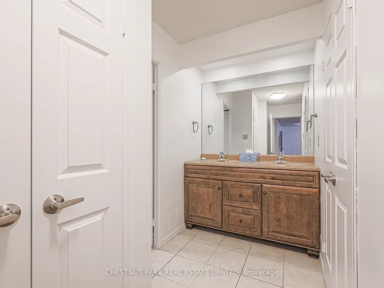 131 Beecroft Rd #1504 — Photo 41
