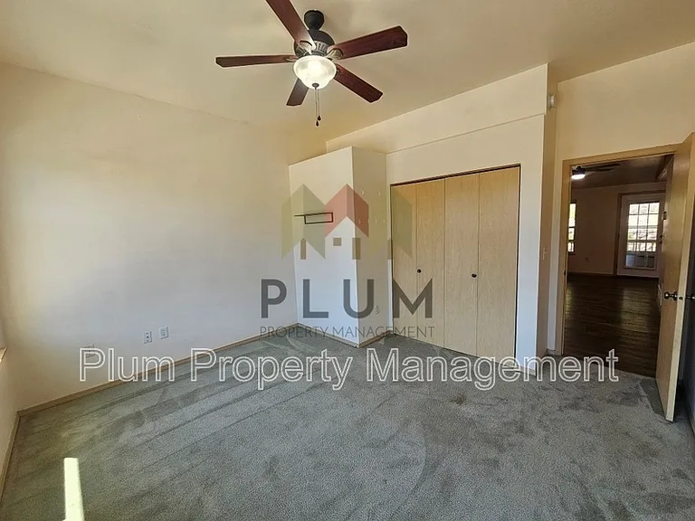 917 Discovery Way — Photo 12