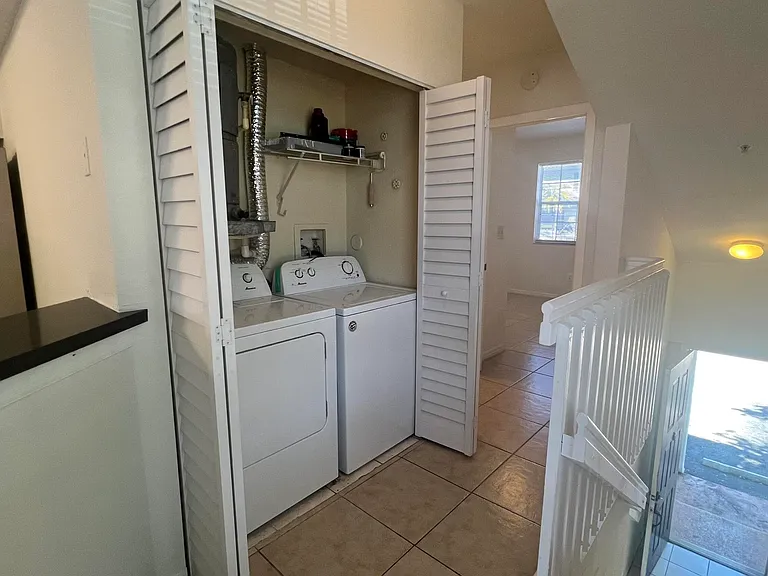 735 SW 148th Ave #1702 — Photo 7
