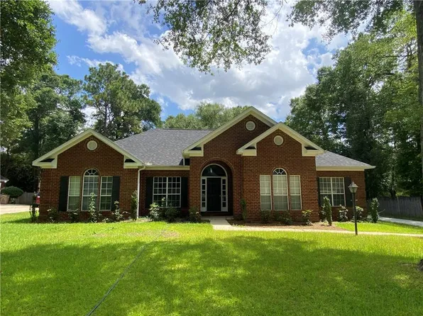 2151 Carrington Dr, Mobile, AL 36695