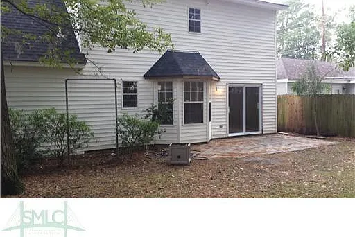 4 bed, 1748 sqft, $2,250 — Photo 2