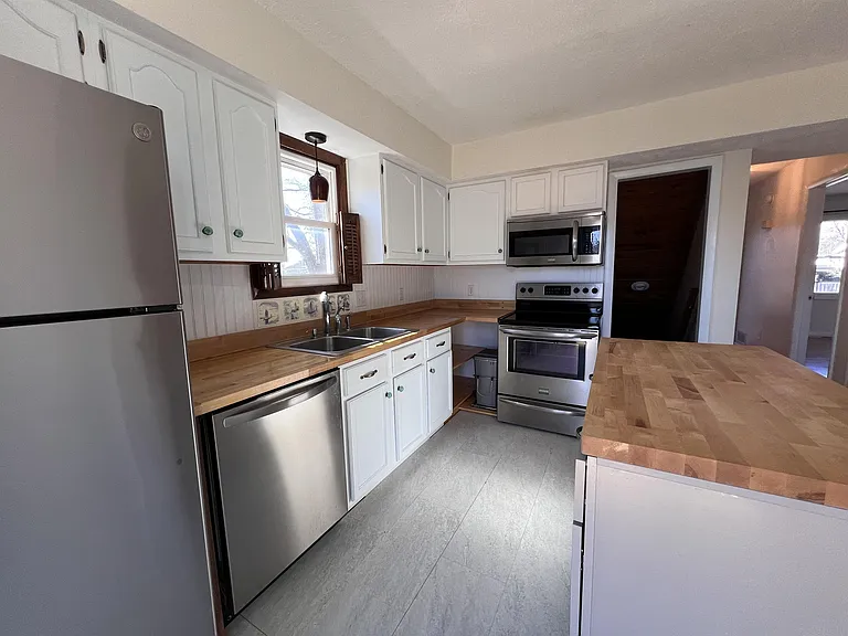 116 Ridgeley Rd — Photo 6