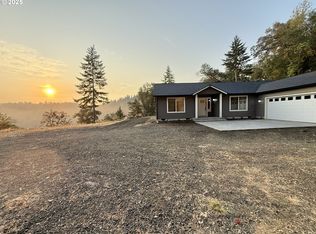 477 Palisade Dr, Roseburg, OR 97471