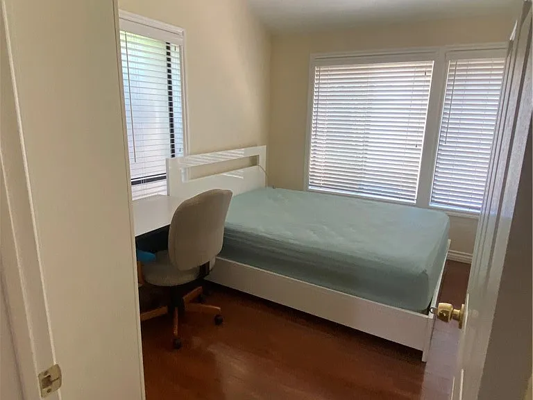 1015 Arcadia Ave — Photo 6