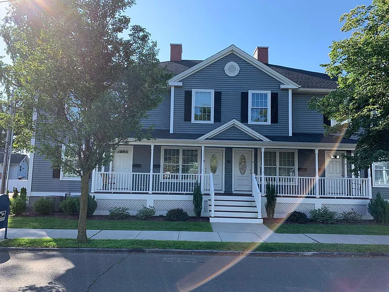26 Fair St — Photo 2