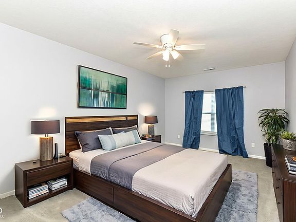 3rd image of 1215 Danielle Rd