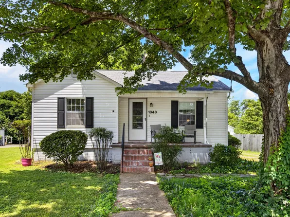 1343 Brown Ave NW, Cleveland, TN 37311