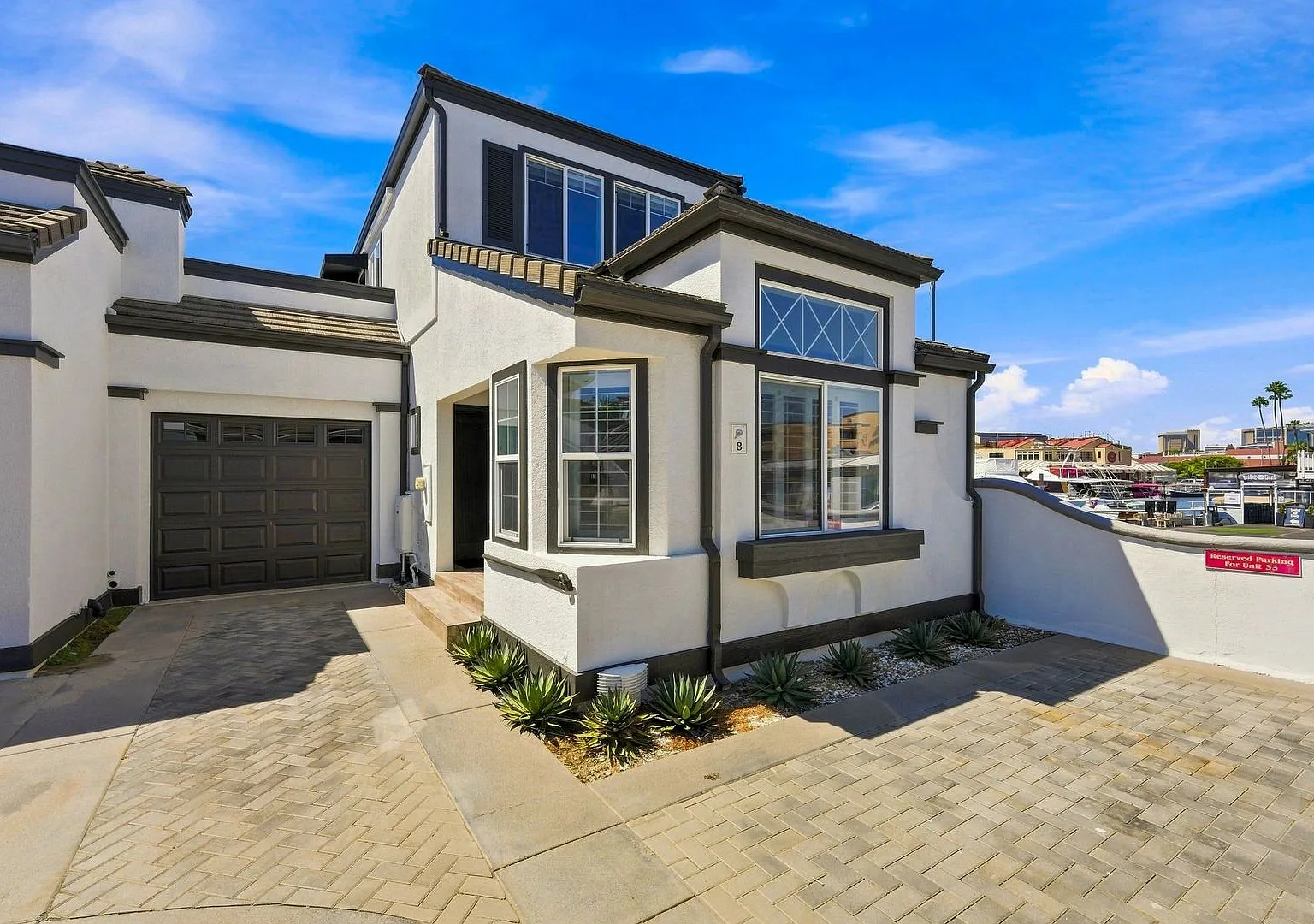 Waterfront Lido Peninsula Residence with Harbor Views Available Now — Photo 2