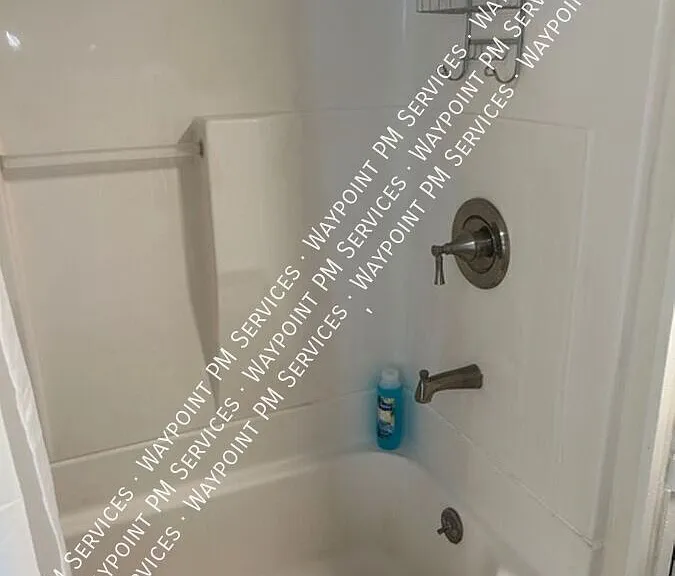 2107 University Ave #1 — Photo 8