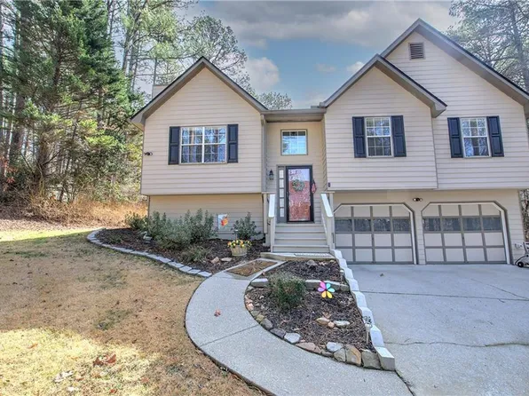 299 Browning Cir, Acworth, GA 30101