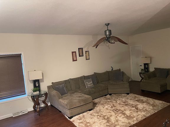 2nd image of 2021 W New York St