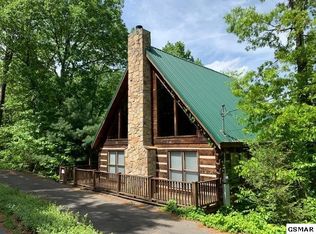 2423 E View Dr, Gatlinburg, TN 37738