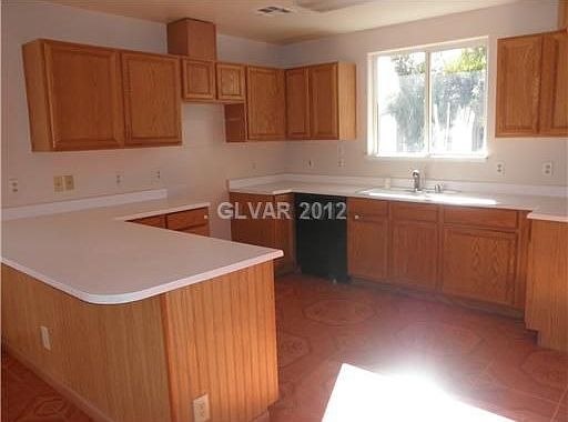 4th image of 4785 E Boston Ave