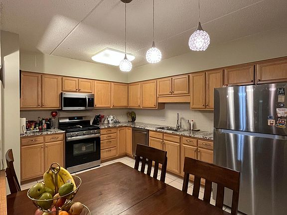 4th image of 770 Pearson St APT 301