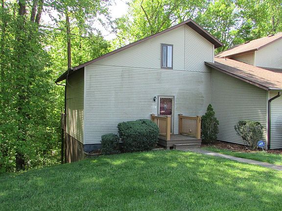 2nd image of 2221 Forest Acres Dr #0