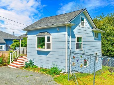 7708 35th Avenue S, Seattle, WA, 98118