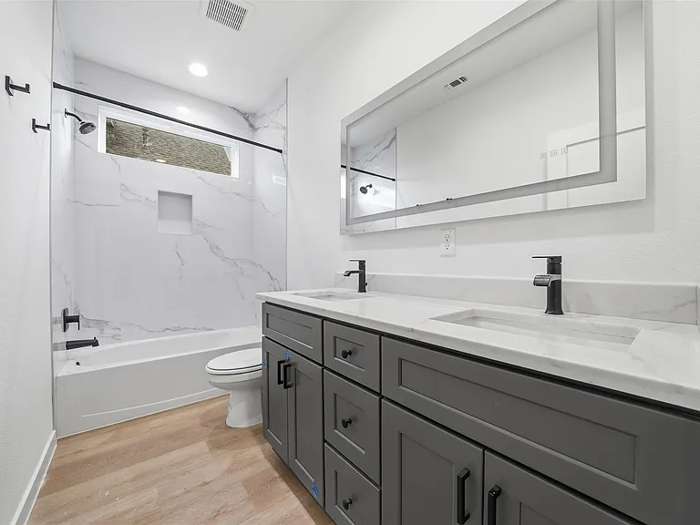 2212 Yellow Jacket Ln #1 — Photo 28