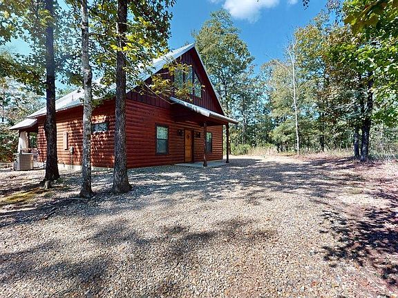 2nd image of 146 Paradise Ln